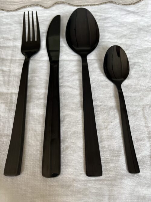 Service de 4 couverts noirs – Image 3